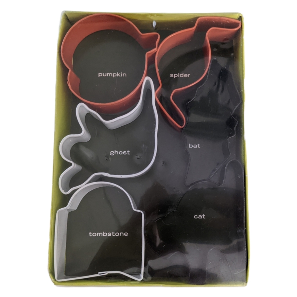 NIB Food Network Halloween Cookie Cutters 🎃